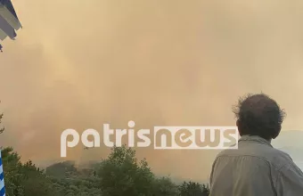 Σε πύρινο κλοιό η Ηλεία- Πού εστιάζεται το μέτωπο της φωτιάς (pic+vid)
