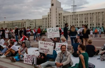 Λευκορωσία: Η αστυνομία ενισχύει με ειδικά οχήματα την παρουσία της στο Μίνσκ