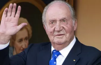 Χουάν Κάρλος: Με την ερωμένη του στην εξορία ο τέως βασιλιάς 