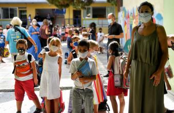 Τι λέει η η Γενική Γραμματεία Δημόσιας Υγείας για τις μάσκες που δόθηκαν στους μαθητές  