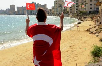 Κατεχόμενα: Στις κάλπες οι τουρκοκύπριοι - Ο εκλεκτός του Ερντογάν, οι απειλές σε Ακιντζί