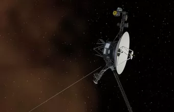 Virgin Galactic: Αποκάλυψε την τυχερή που κέρδισε 2 θέσεις για ένα ταξίδι στο διάστημα 450.000 δολαρίων