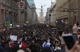 Ρωσία: Ξεπέρασαν τις 4.800 οι συλλήψεις στις διαδηλώσεις υπέρ του Ναβάλνι