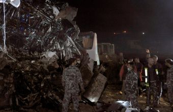 Συρία: Ισραηλινοί πύραυλοι έπληξαν το στρατιωτικό αεροδρόμιο της Χομς-Έξι τραυματίες