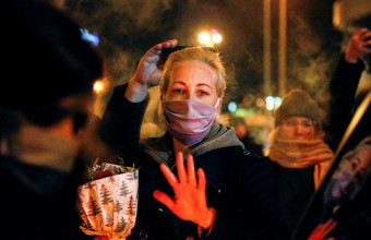 Βίαια επεισόδια-Ρωσία: Τραυματισμοί και 2.000 συλλήψεις - Ελεύθερη η σύζυγος του Ναβάλνι (vid, pics)
