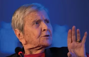 Αρβελέρ: Όποιος δεν καταλαβαίνει το «τη Υπερμάχω», δεν καταλαβαίνει καλά ελληνικά