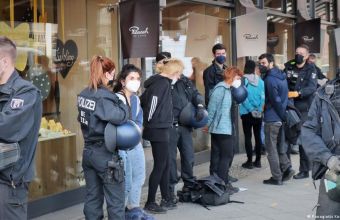 Γερμανία: Κατάληψη του ελληνικού προξενείου στο Βερολίνο για Κουφοντίνα