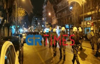 Θεσσαλονίκη: Επεισόδια μεταξύ ΕΛΑΣ και διαδηλωτών στο κέντρο (video)