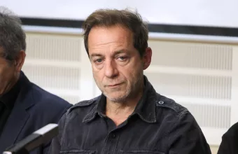 Στο εδώλιο για τέσσερις βιασμούς ο Δημήτρης Λιγνάδης