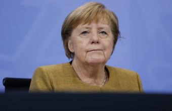 Γερμανία: Πυρά αντιπολίτευσης κατά Μέρκελ για τη διαχείριση της πανδημίας- Εσωκομματικό χάος 