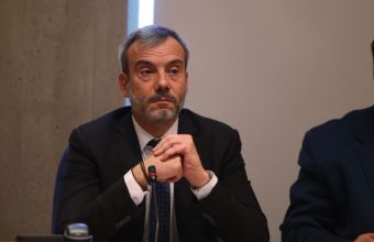 Δήμαρχος Θεσσαλονίκης: Έκκληση για άνοιγμα του λιανεμπορίου 