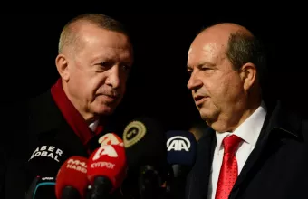 Ασφυξία στα Κατεχόμενα: Ο Ερντογάν όρισε τον Οκτάι «κυβερνήτη» 