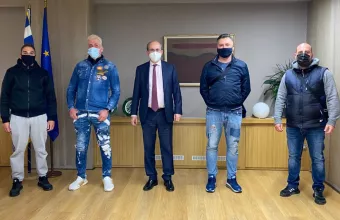 Εργαζόμενοι delivery: Συνάντηση με Χατζηδάκη - Τι αλλάζει με νέο νομοσχέδιο