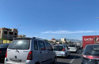 Η έξοδος των Αθηναίων: Περισσότερα από 38.000 οχήματα πέρασαν τα διόδια Ελευσίνας και Αφιδνών