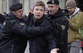 Λευκορωσία: Πού βρίσκεται ο Προτάσεβιτς μετά την αεροπειρατεία - Τι ανησυχεί τους γονείς του