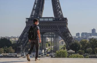 Γαλλία: Νέα μέτρα υπό τον φόβο της μετάλλαξης Όμικρον