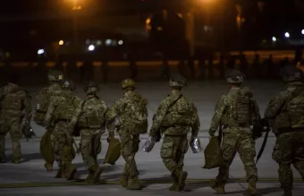 Οι ΗΠΑ μετακινούν επιπλέον στρατεύματα και μαχητικά αεροσκάφη στην ανατολική Ευρώπη 