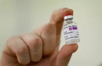 Μετάλλαξη Όμικρον: Πόσο προστατεύουν τα εμβόλια που δεν είναι mRNA