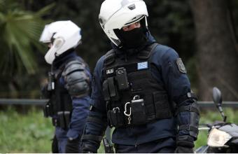 Σοβαρός καυγάς μεταξύ αλλοδαπών με μαχαίρια και 2 τραυματίες στην Θεσσαλονίκη