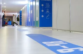 Εμβολιασμοί: Έσπασαν το φράγμα των 10 εκατ.- Πάνω από 910.000 προγραμματισμένα ραντεβού