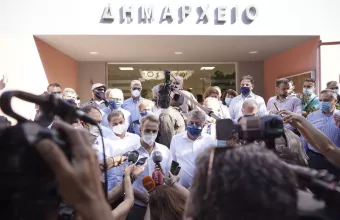 Ρέθυμνο-Μητσοτάκης: Το εμβόλιο είναι ασφαλές, δεν έχει παρενέργειες -Εμβολιαστείτε