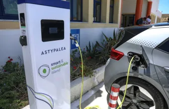 Αστυπάλαια: 9 εκατ. ευρώ για την αντικατάσταση συμβατικών οχημάτων με ηλεκτρικά