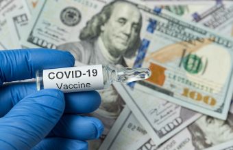 COVID-19: Αναμνηστική δόση για τους εφήβους 12-15 ετών συνιστούν τα CDC 