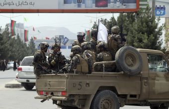 Αφγανιστάν: Παρέλαση των Ταλιμπάν στην Κανταχάρ μέσα σε αμερικανικά στρατιωτικά οχήματα	