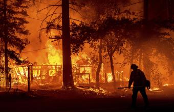 Κολοράντο: Πυρκαγιά κατέστρεψε εκατοντάδες σπίτια - Χιλιάδες άνθρωποι εκκένωσαν την περιοχή 