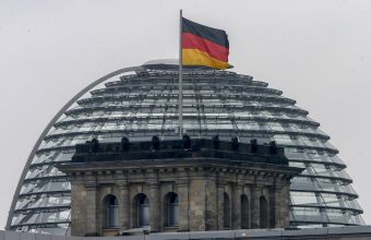 «Λευκός καπνός» στη Γερμανία: Προκαταρκτική συμφωνία για σχηματισμό κυβέρνησης 
