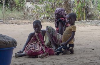 Φρίκη στη Μοζαμβίκη: Τζιχαντιστές απήγαγαν εκατοντάδες αγόρια για να τα κάνουν μαχητές
