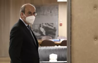 Χατζηδάκης σε ΣΚΑΪ: Με το νομοσχέδιο «Δουλειές ξανά», μπαίνει τέλος στα φαινόμενα κατάχρησης των παροχών στον ΟΑΕΔ