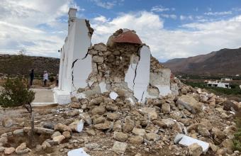 Σεισμός στην Κρήτη: Κατέρρευσε το εκκλησάκι του Αγίου Νικολάου στη Σητεία (pics)