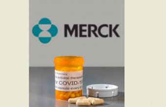 Η Βρετανία ενέκρινε πρώτη στον κόσμο το χάπι της Merck για τον κορωνοϊό