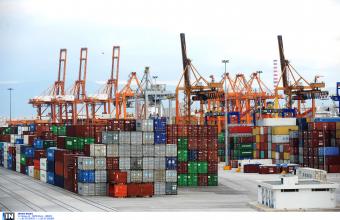 Διεθνής Ναυτική Ενωση: Εταιρείες «προσπερνούν» το λιμάνι του Πειραιά λόγω των κινητοποιήσεων