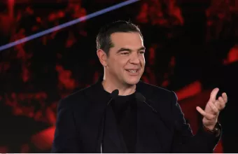Τσίπρας σε Φόρουμ Δελφών: Να μειώσουμε τους υπέρογκους λογαριασμούς που φτάνουν στον καταναλωτή