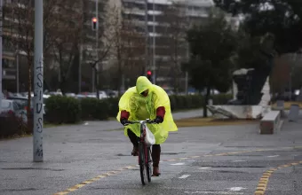 Καιρός: Χαμηλές θερμοκρασίες και θυελλώδεις άνεμοι το επόμενο τριήμερο
