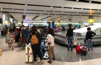 Πλήθος κόσμου στο αεροδρόμιο Χίθροου