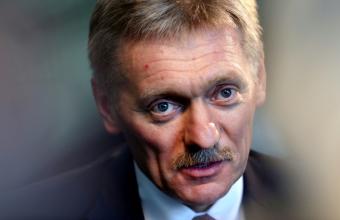 Πεσκόφ: Οι δυτικές χώρες διεξάγουν «υβριδικό πόλεμο» κατά της Ρωσίας 