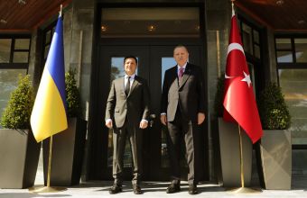 DW: Η Τουρκία έχει να χάσει πολλά από μια ρωσική επίθεση στην Ουκρανία 