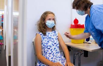 Μειώθηκαν οι εμβολιασμοί για ιλαρά και ερυθρά σε παιδιά, σύμφωνα με μελέτη στην Αγγλία -Πρόστιμο σε κέντρο εμβολιασμού