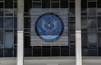 Αλλαγή σκυτάλης στην αμερικανική πρεσβεία στην Ελλάδα - Ποιος είναι ο Τζορτζ Τσούνης
