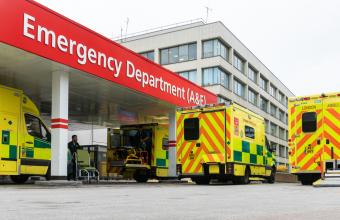 SOS από τα νοσοκομεία της Αγγλίας: Φόβοι ότι δε θα μπορούν να εξυπηρετήσουν τους ασθενείς 
