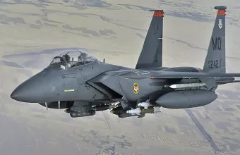 Υπερσύγχρονα αμερικανικά μαχητικά F-15 στη Βαλτική με το «βλέμμα» στην Ουκρανία