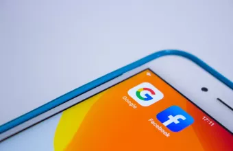 Η Μόσχα κατηγορεί την Google για «πλαστογραφίες» σχετικά με την Ουκρανία