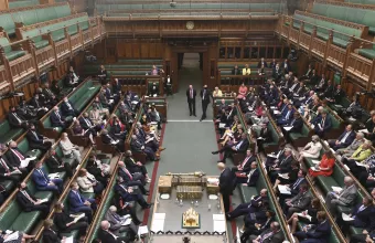 Βρετανία: Καταθέτουν πρόταση μομφής σήμερα οι Εργατικοί