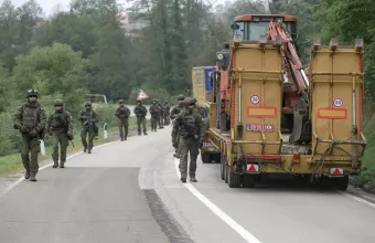 ΝΑΤΟ: Παρέμβαση εάν απειληθεί η σταθερότητα σε Σερβία- Κόσοβο