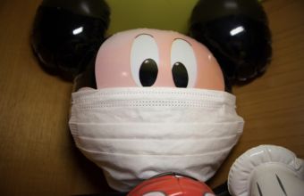 «Κόλλησε» κορωνοϊό κι ο Μίκυ Μάους: Έκλεισε η Disneyland στο Χονγκ Κονγκ 