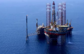 Εμπάργκο στο ρωσικό πετρέλαιο: Εντός της εβδομάδας η απόφαση της ΕΕ