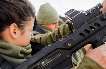 Ισραήλ: Εξαρθρώθηκε δίκτυο που στρατολογούσε γυναίκες για να κατασκοπεύουν για λογαριασμό του Ιράν	